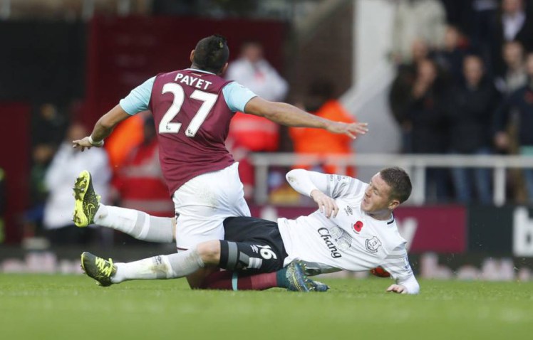 James McCarthy tackle Payet